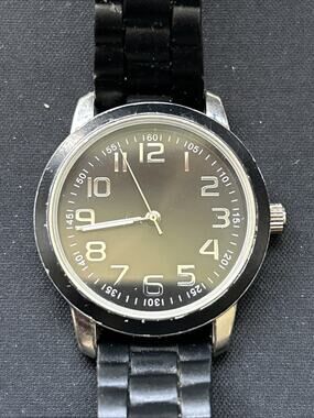 Xhilaration Black And Silver Tone Women’s Quartz Watch